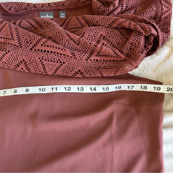 Soho Jeans Mauve Knit Women's Sleeveless Crochet 2 Layer Top - Picture 6 of 7